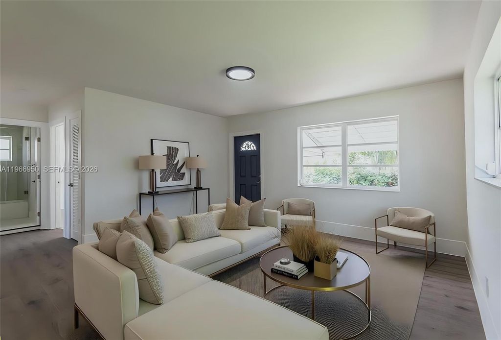 8521 NW 57th Ct, Tamarac, FL 33321