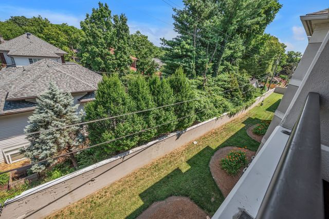 3818 West End Ave Apt 312, Nashville, TN 37205