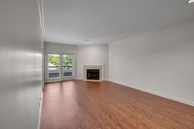 3818 West End Ave Apt 312, Nashville, TN 37205