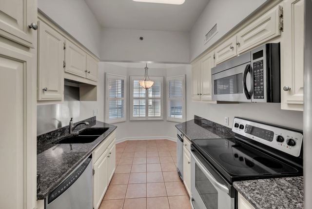 3818 West End Ave Apt 312, Nashville, TN 37205