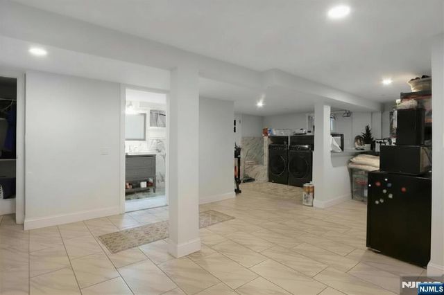 54 Chestnut Avenue, Park Ridge, NJ 07656