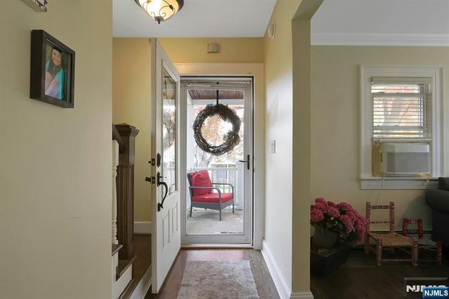 54 Chestnut Avenue, Park Ridge, NJ 07656