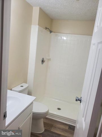 416 POCAHONTAS DR, Ruther Glen, VA 22546