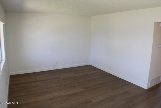 1689 Moreno Drive, Simi Valley, CA 93063