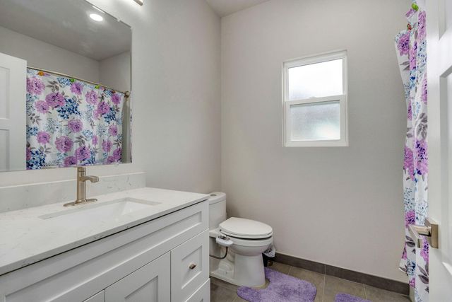 3630 N Thistlewood Court, Springfield, MO 65803