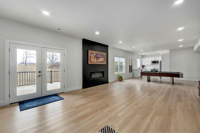 3630 N Thistlewood Court, Springfield, MO 65803