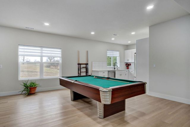 3630 N Thistlewood Court, Springfield, MO 65803