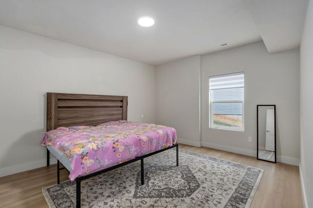 3630 N Thistlewood Court, Springfield, MO 65803