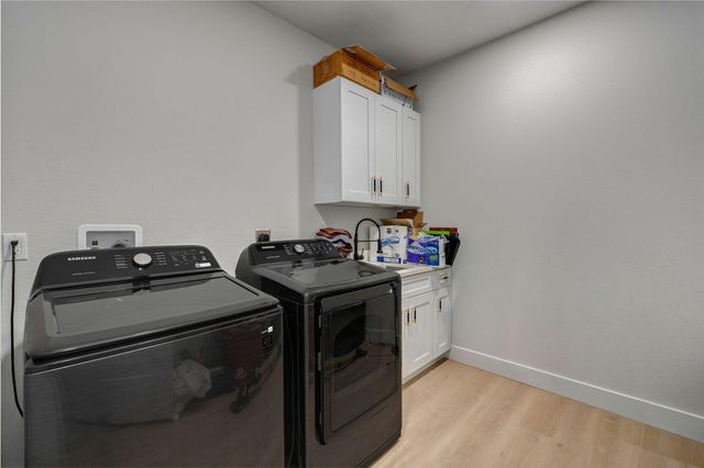 3630 N Thistlewood Court, Springfield, MO 65803