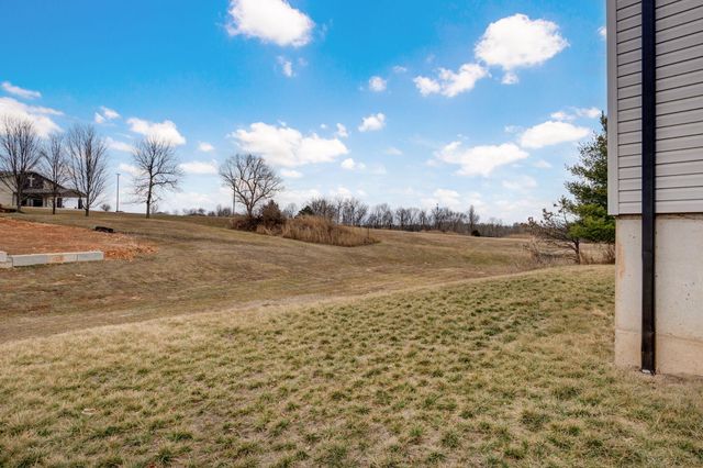 3630 N Thistlewood Court, Springfield, MO 65803