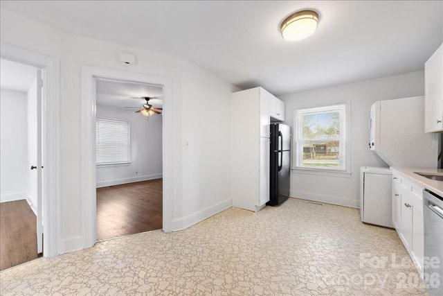 5711 Oak Drive, Charlotte, NC 28216