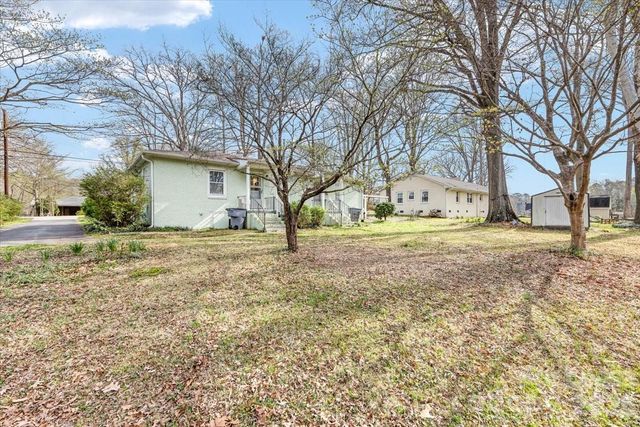 5711 Oak Drive, Charlotte, NC 28216