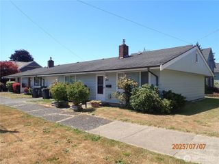 502 504 4th Street, Hoquiam, WA 98550