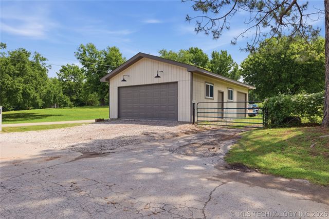 7601 S 225TH East Avenue, Broken Arrow, OK 74014