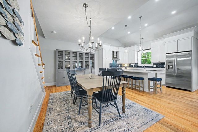 14 Waterside Run 14, Medway, MA 02053