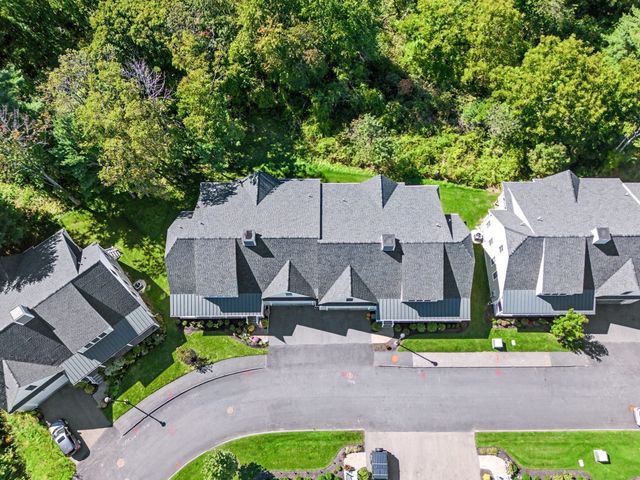 14 Waterside Run 14, Medway, MA 02053