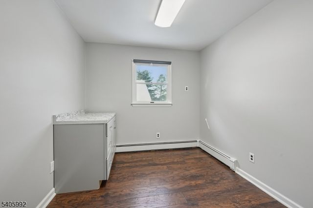 91 Eagle Rock Ave, Roseland Boro, NJ 07068