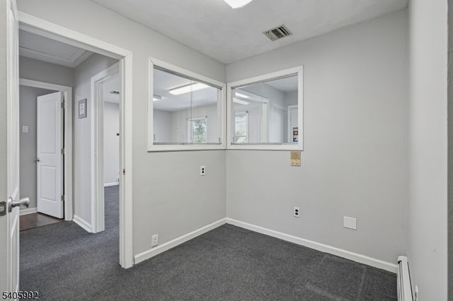 91 Eagle Rock Ave, Roseland Boro, NJ 07068