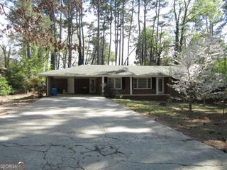 5823 Fulton Circle, Norcross, GA 30093