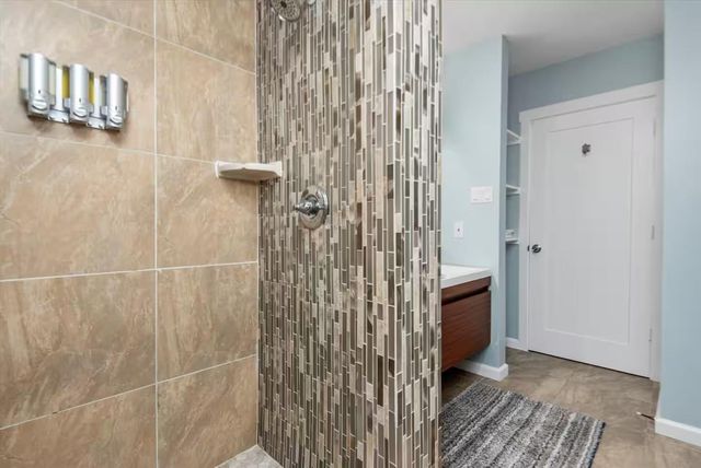 21502 Kennedy Drive, Galveston, TX 77554