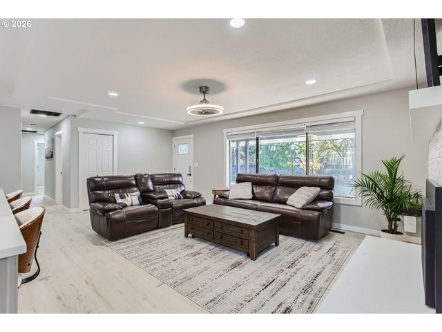 19755 Sw BLANTON St, Beaverton, OR 97078