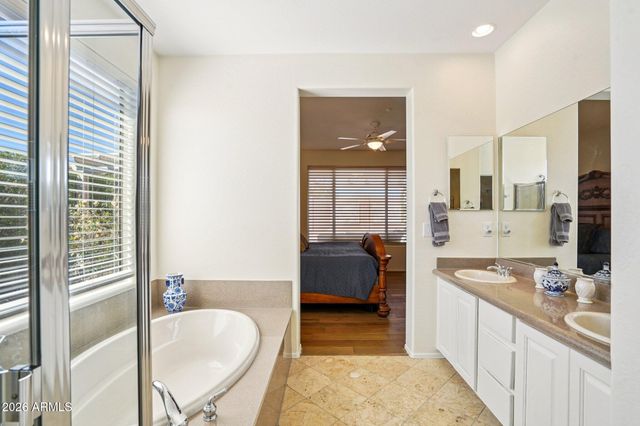 2365 W FIRETHORN Way, Anthem, AZ 85086