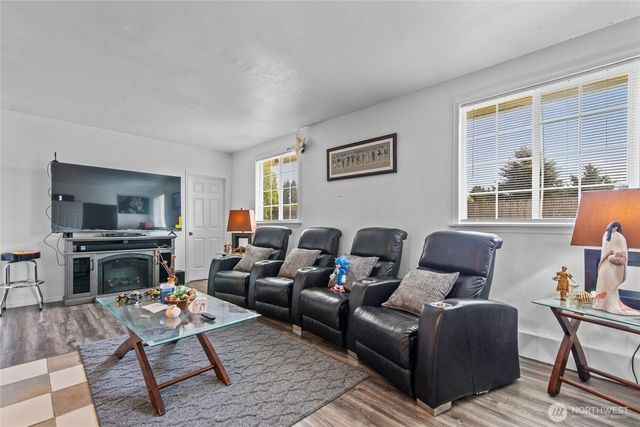 3903 Harrison Avenue, Centralia, WA 98531