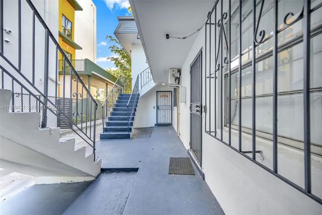 641 NW 2nd St, Miami, FL 33128