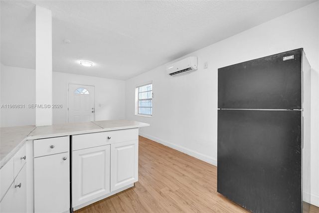 641 NW 2nd St, Miami, FL 33128