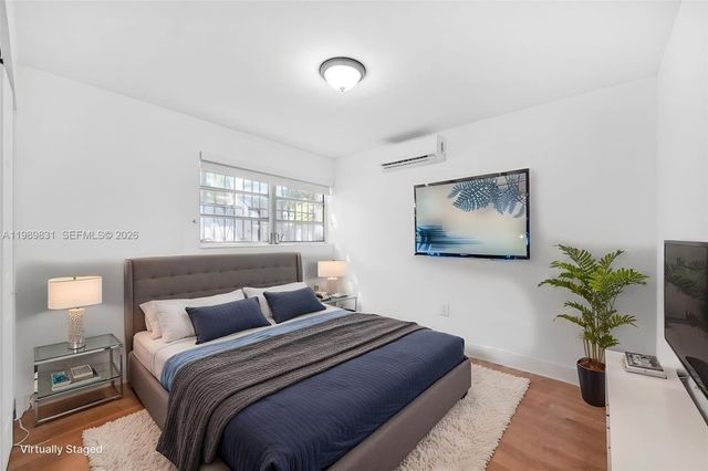 641 NW 2nd St, Miami, FL 33128