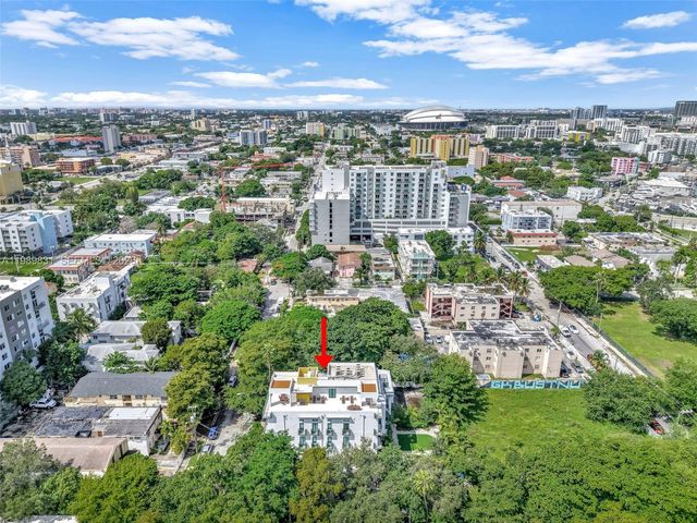 641 NW 2nd St, Miami, FL 33128