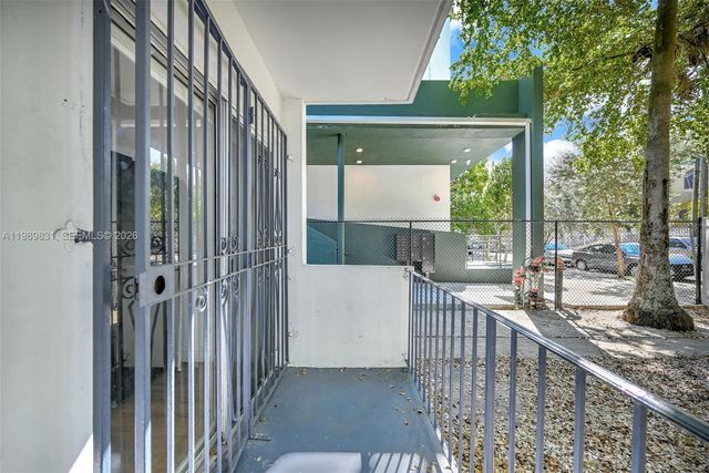 641 NW 2nd St, Miami, FL 33128