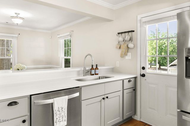 3513 Wickersham Way, Raleigh, NC 27604