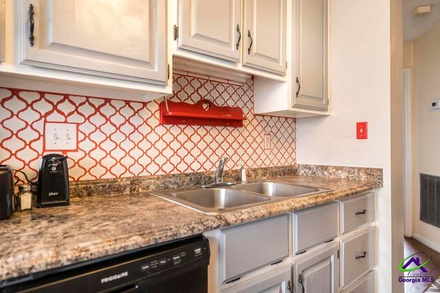 209 Bryson Way, Warner Robins, GA 31088