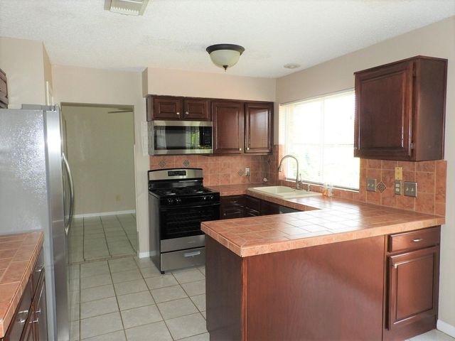 3107 Rimrock Drive, Missouri City, TX 77459