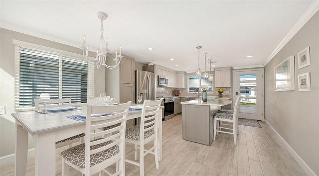 900 SPANISH DRIVE N, Longboat Key, FL 34228