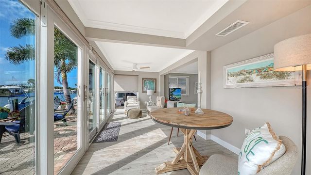 900 SPANISH DRIVE N, Longboat Key, FL 34228