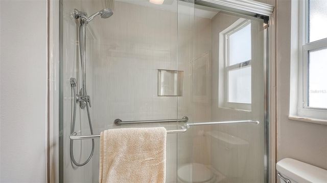 900 SPANISH DRIVE N, Longboat Key, FL 34228