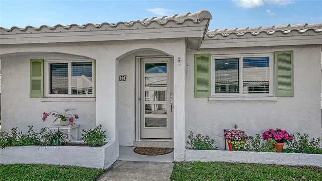 900 SPANISH DRIVE N, Longboat Key, FL 34228