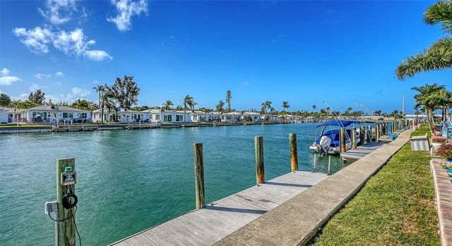 900 SPANISH DRIVE N, Longboat Key, FL 34228