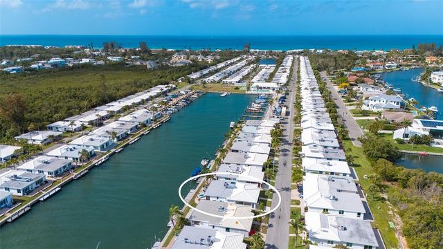 900 SPANISH DRIVE N, Longboat Key, FL 34228