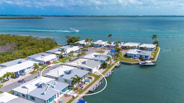 900 SPANISH DRIVE N, Longboat Key, FL 34228