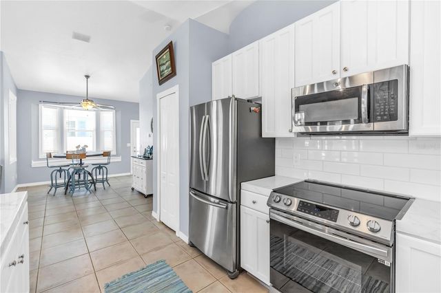 415 JESSAMINE AVENUE, New Smyrna Beach, FL 32169