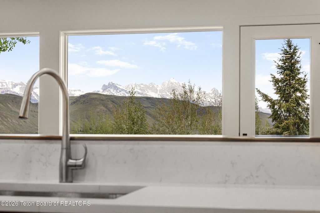 480 HENLEY Road, Jackson, WY 83001 photo 12