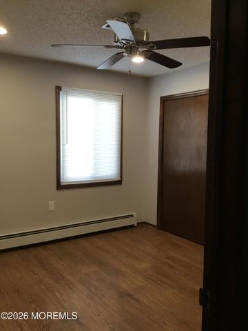 7 Madras Court, Toms River, NJ 08757