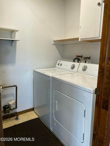 7 Madras Court, Toms River, NJ 08757