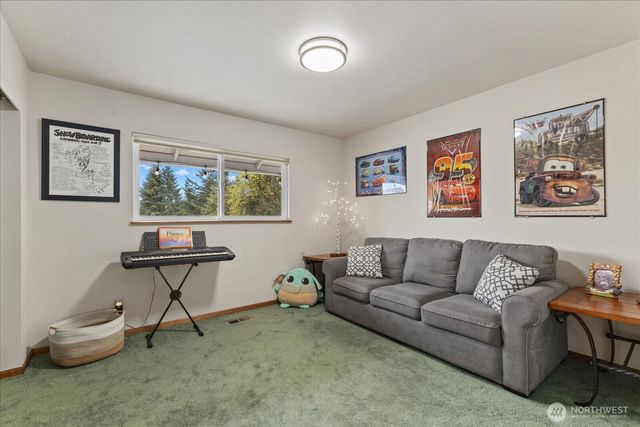 17151 SE Petrovitsky Road, Renton, WA 98058