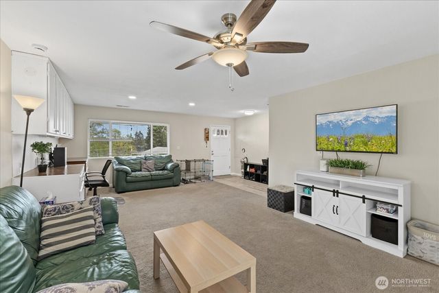 17151 SE Petrovitsky Road, Renton, WA 98058