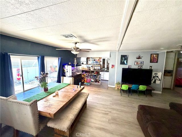 23118 Skylink, Canyon Lake, CA 92587