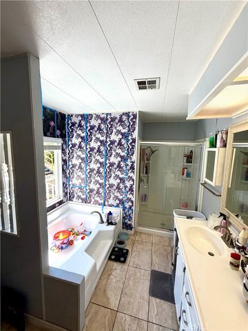 23118 Skylink, Canyon Lake, CA 92587